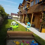 Cztery Pory Roku Orman Evi Sarbinowo