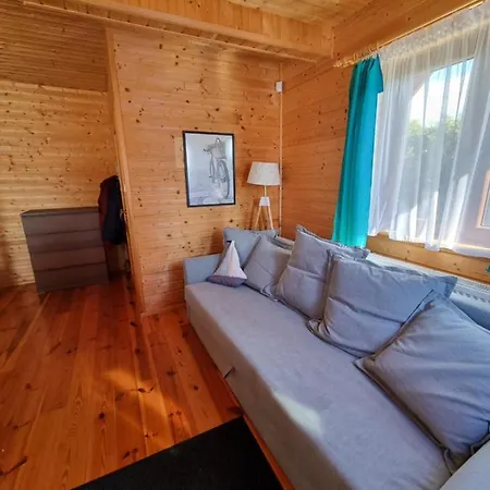 Деревянный коттедж Cztery Pory Roku Сарбиново