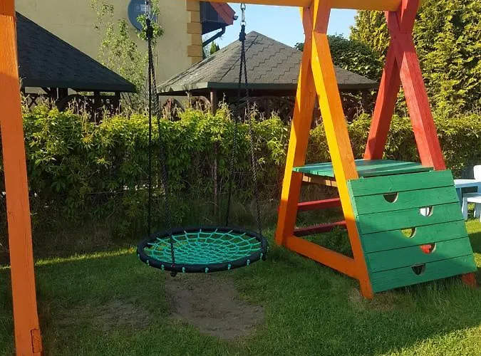 Jaktstuga Cztery Pory Roku Sarbinowo