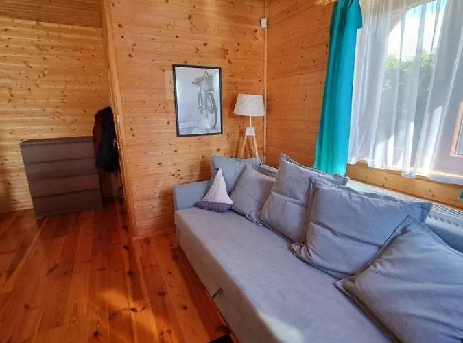 Jaktstuga Cztery Pory Roku Sarbinowo