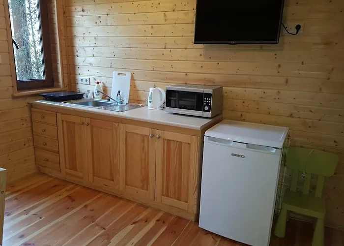 Jaktstuga Cztery Pory Roku Sarbinowo